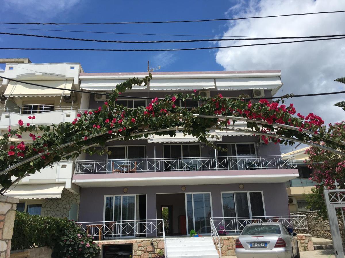 Irini Boutique Rooms!!! Хімара Екстер'єр фото