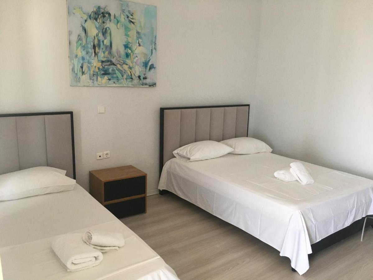 Irini Boutique Rooms!!! Хімара Екстер'єр фото