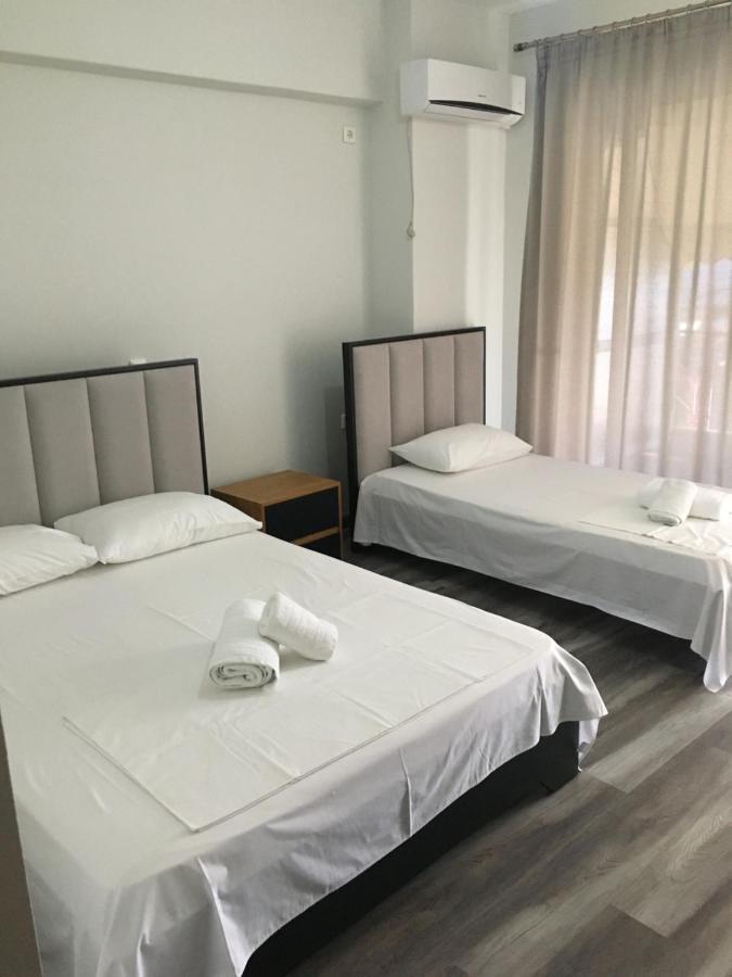 Irini Boutique Rooms!!! Хімара Екстер'єр фото