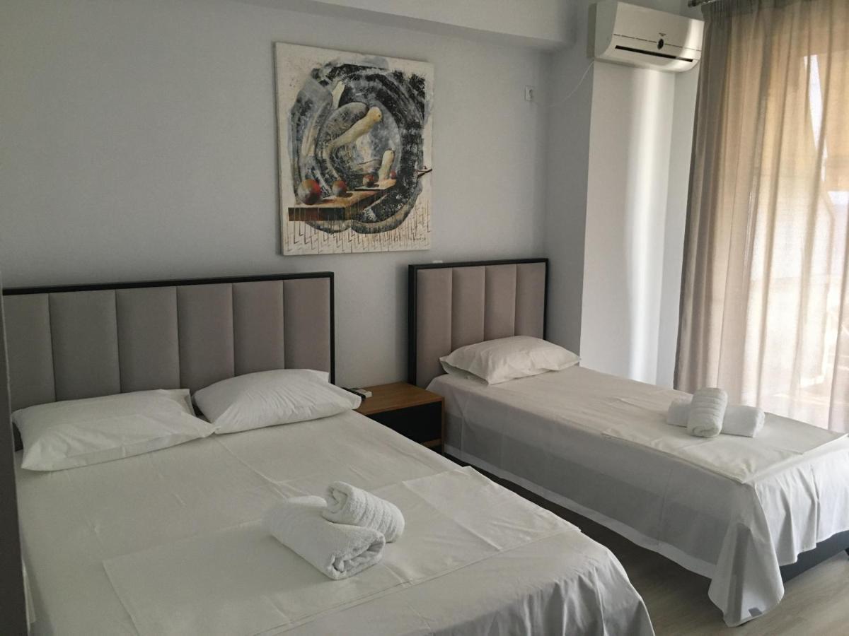 Irini Boutique Rooms!!! Хімара Екстер'єр фото