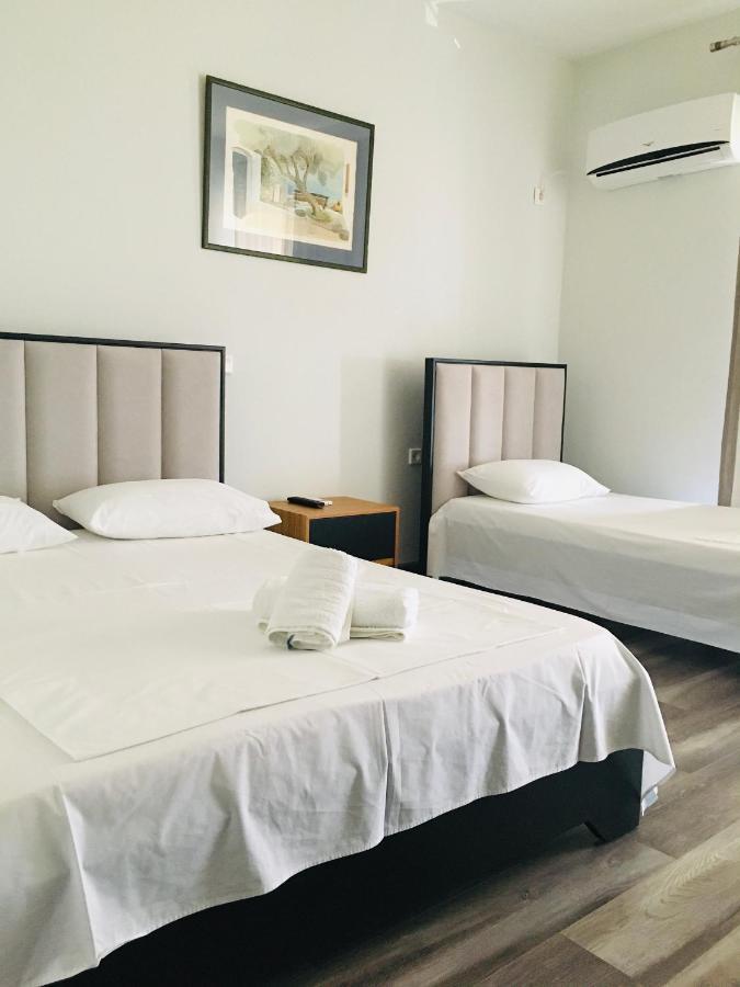 Irini Boutique Rooms!!! Хімара Екстер'єр фото