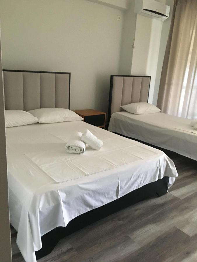 Irini Boutique Rooms!!! Хімара Екстер'єр фото