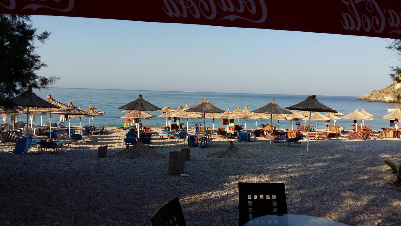 Irini Boutique Rooms!!! Хімара Екстер'єр фото