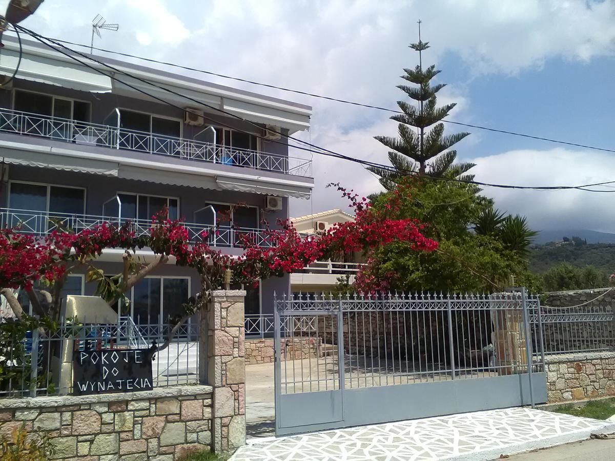 Irini Boutique Rooms!!! Хімара Екстер'єр фото